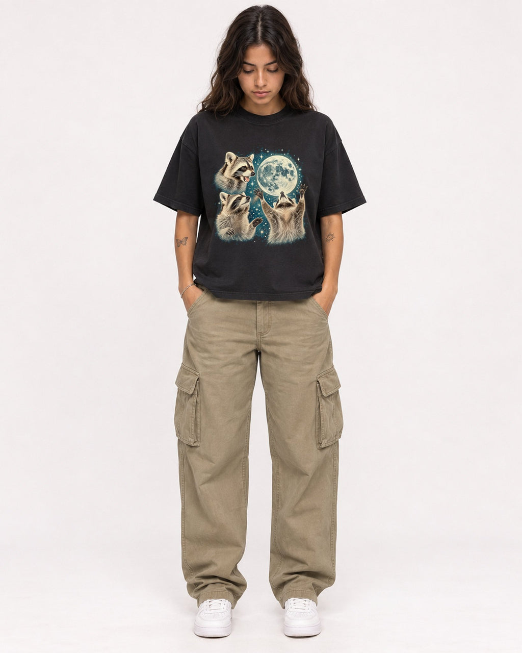 Mockup Boxy Heavyweight Tee Black female full-body 06