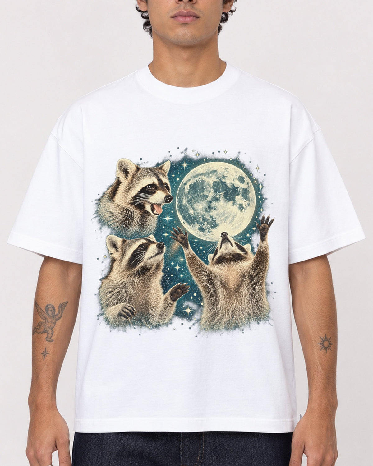Mockup Boxy Heavyweight Tee White male close-up 06