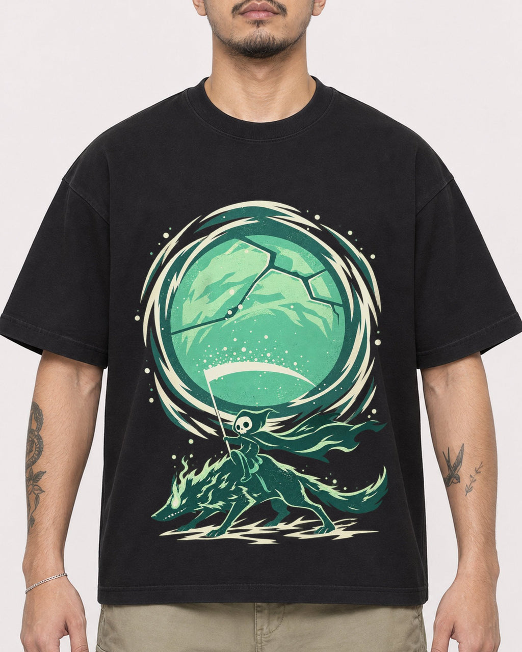 Mockup Boxy Heavyweight Tee Black male close-up 12