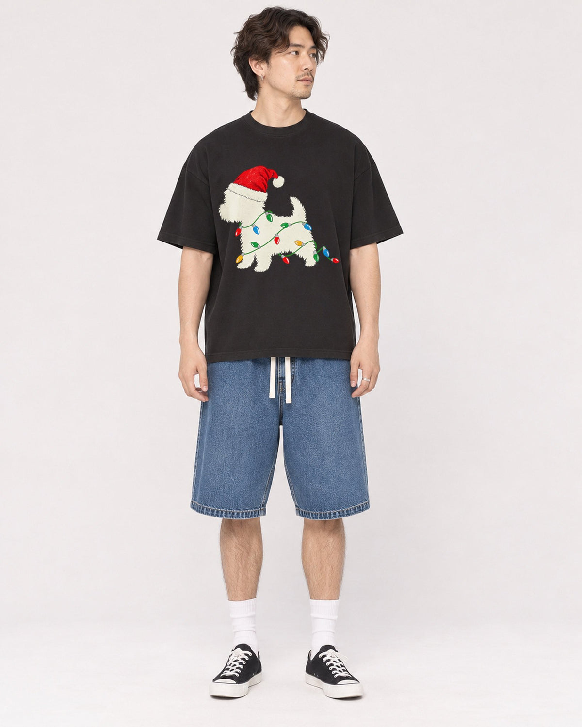 Mockup Boxy Heavyweight Tee Black male full-body 03