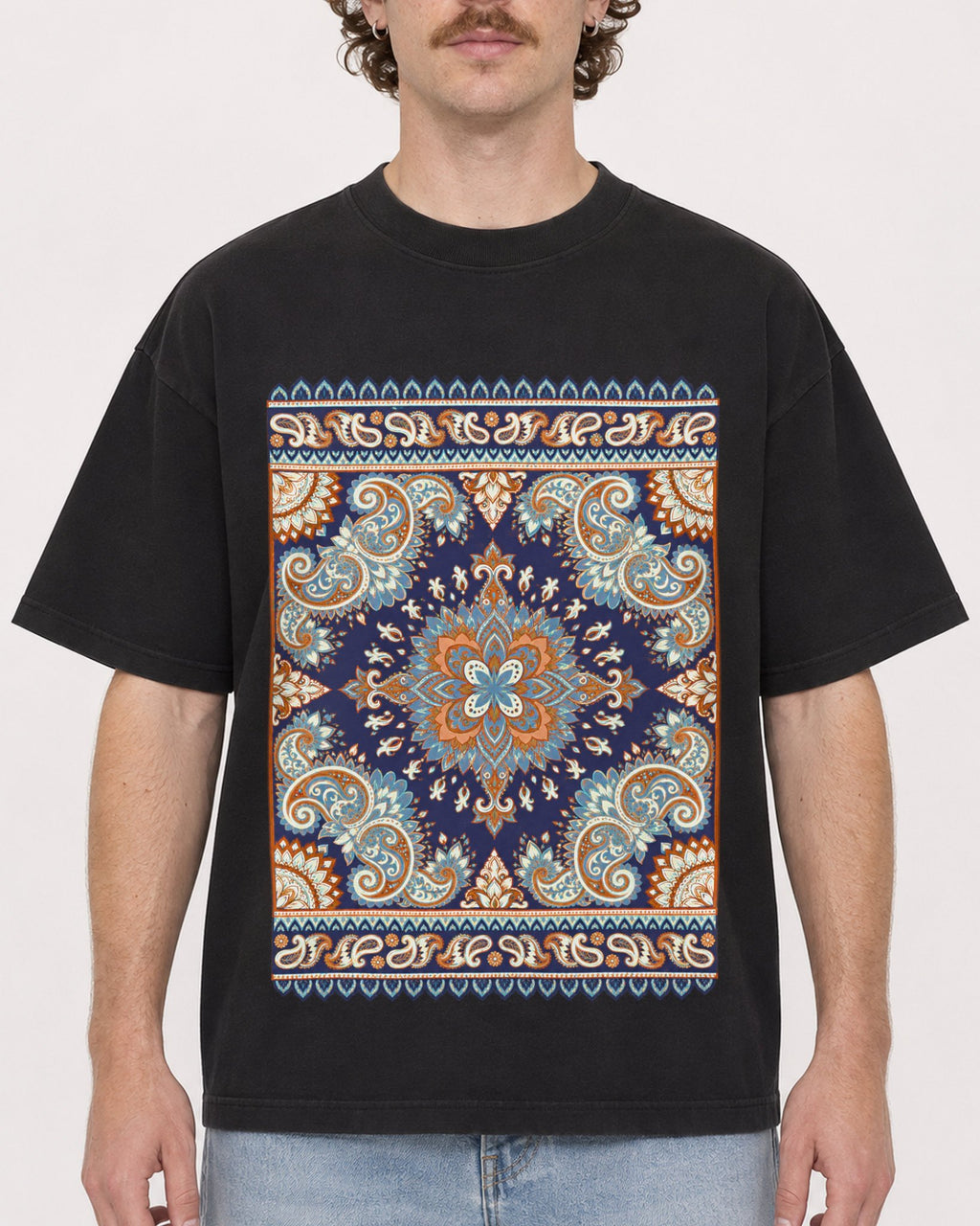 Mockup Boxy Heavyweight Tee Black male close-up 09