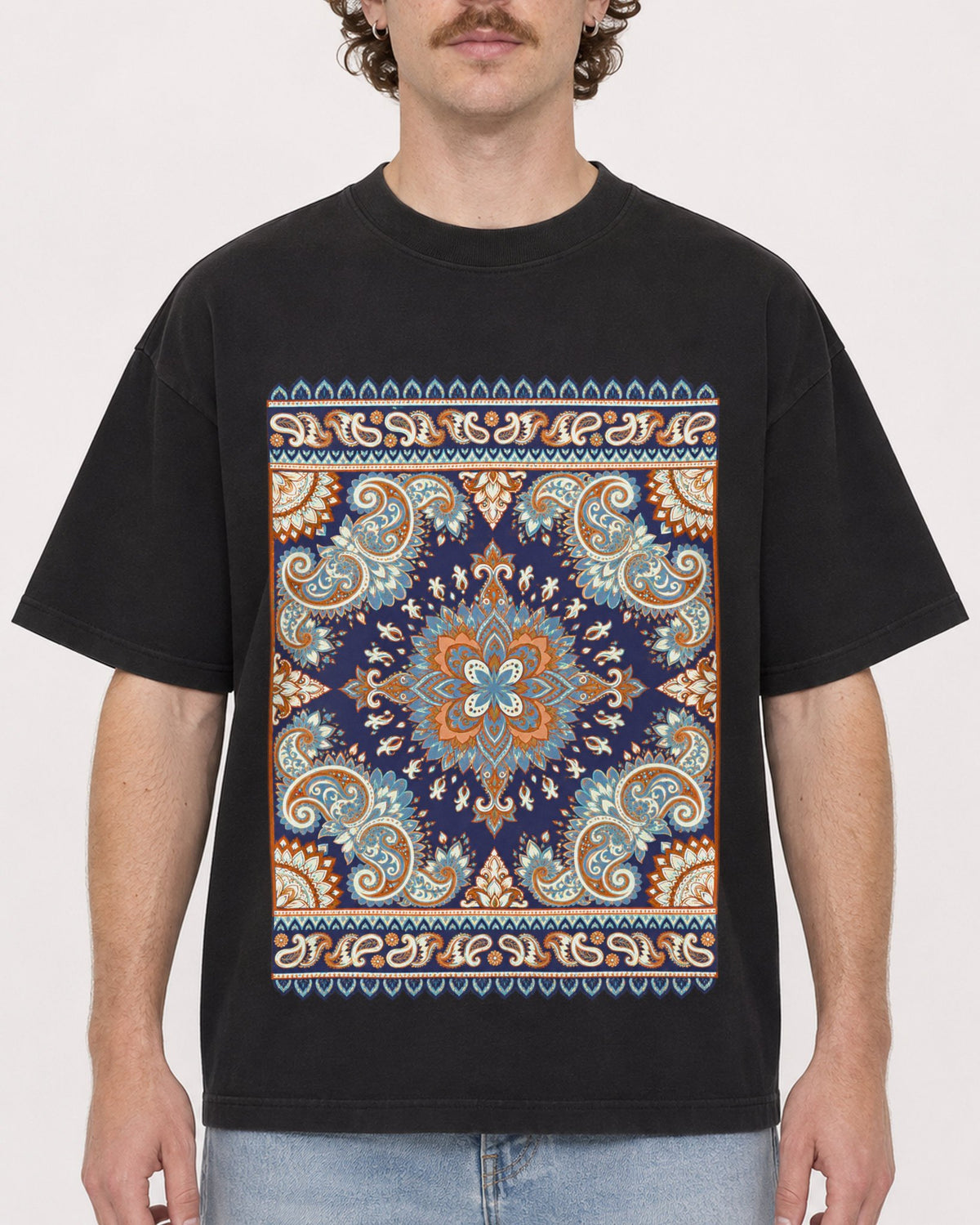 Mockup Boxy Heavyweight Tee Black male close-up 09
