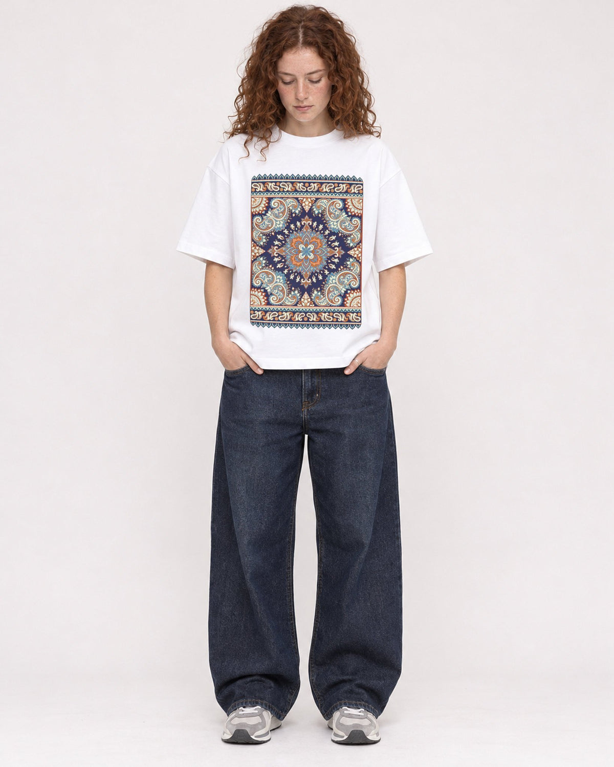 Mockup Boxy Heavyweight Tee White female full-body 09