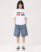 Mockup Boxy Heavyweight Tee White female full-body 01