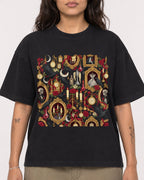 Mockup Boxy Heavyweight Tee Black female close-up 06