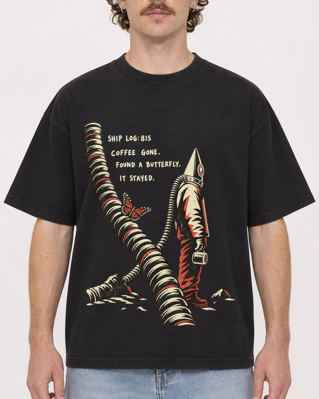 Mockup Boxy Heavyweight Tee Black male close-up 09
