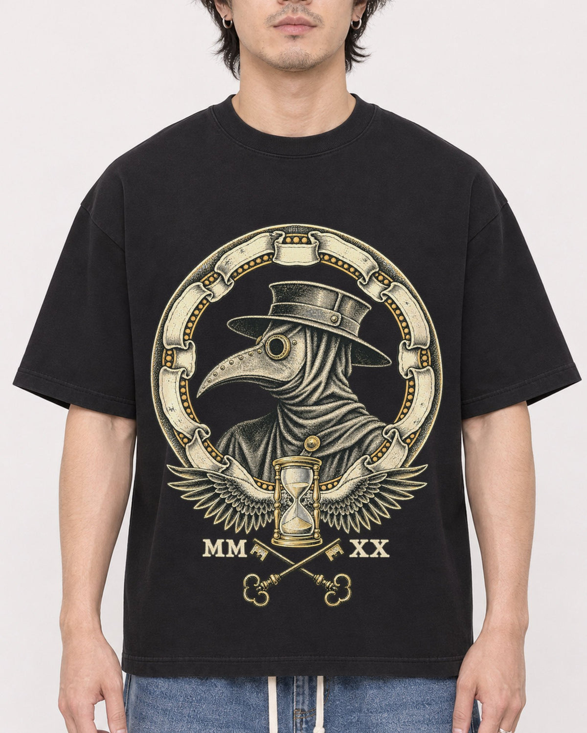 Mockup Boxy Heavyweight Tee Black male close-up 03