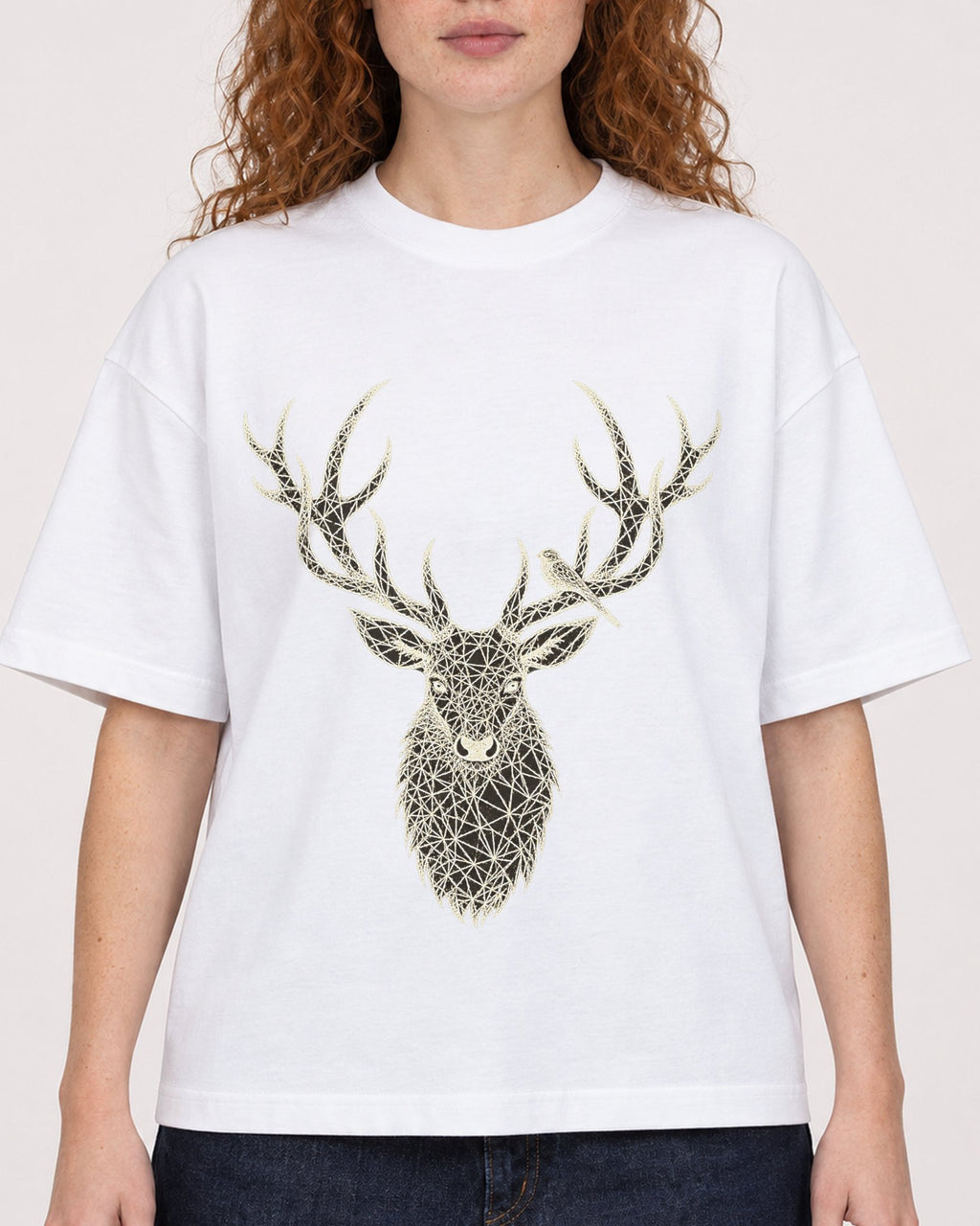 Mockup Boxy Heavyweight Tee White female close-up 09