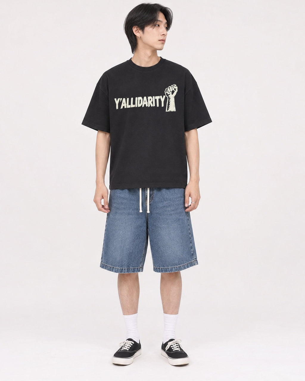 Mockup Boxy Heavyweight Tee Black male full-body 11