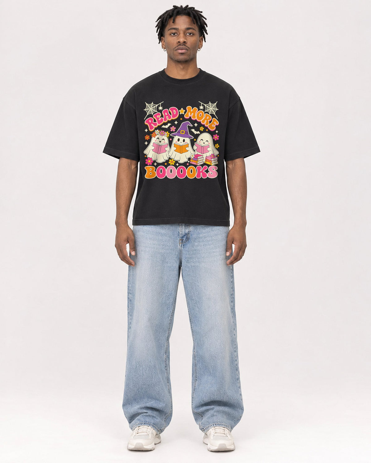 Mockup Boxy Heavyweight Tee Black male full-body 05