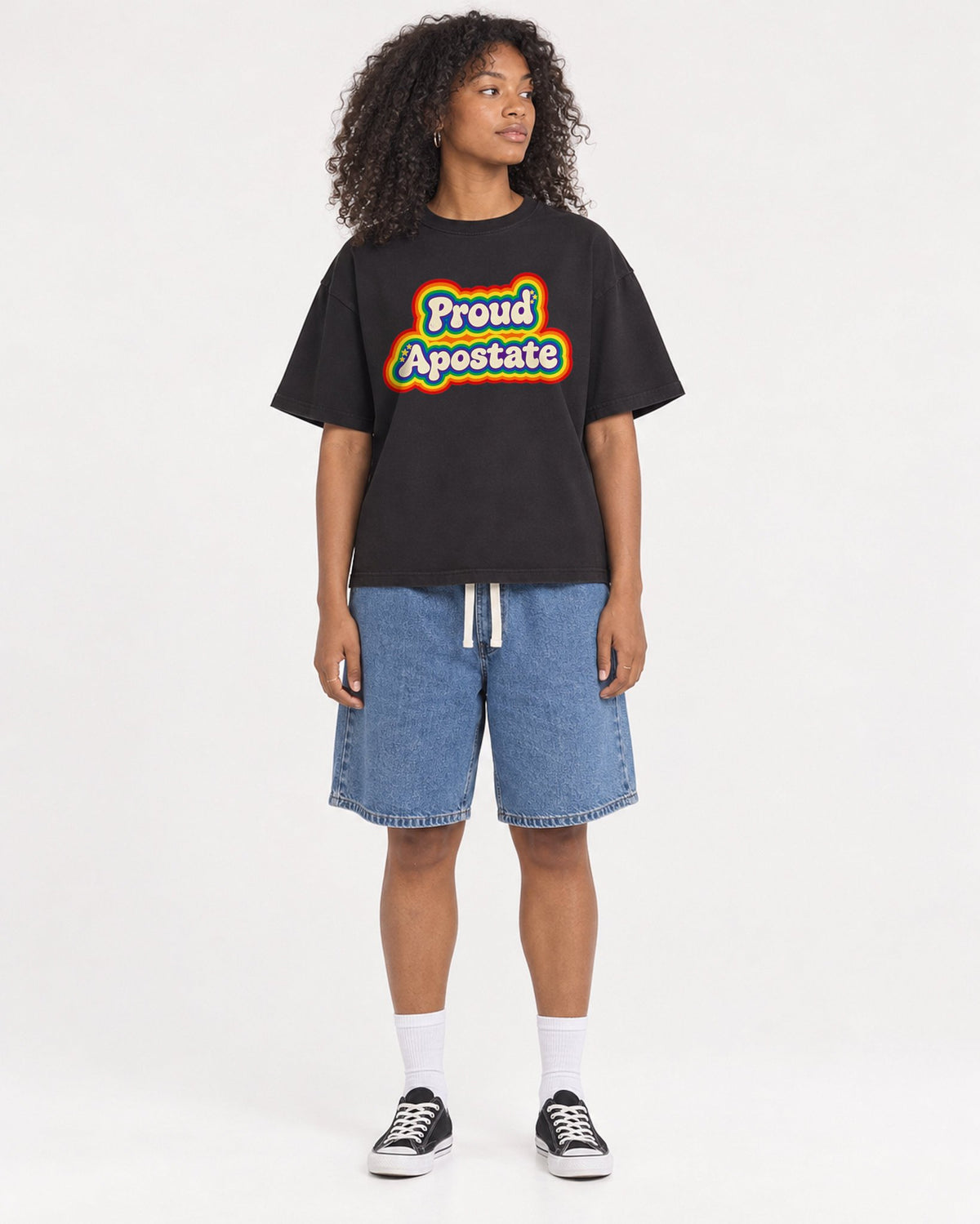 Mockup Boxy Heavyweight Tee Black female full-body 05