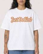Mockup Boxy Heavyweight Tee White female close-up 30