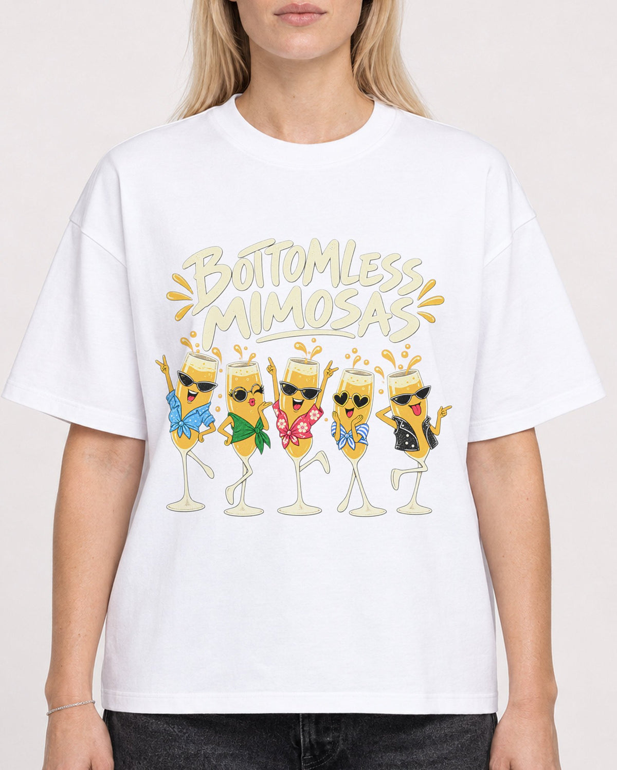 Mockup Boxy Heavyweight Tee White female close-up 08