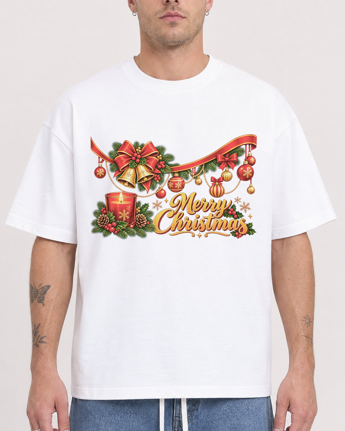 Mockup Boxy Heavyweight Tee White male close-up 18