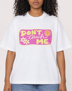 Mockup Boxy Heavyweight Tee White female close-up 05