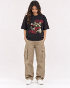 Mockup Boxy Heavyweight Tee Black female full-body 02