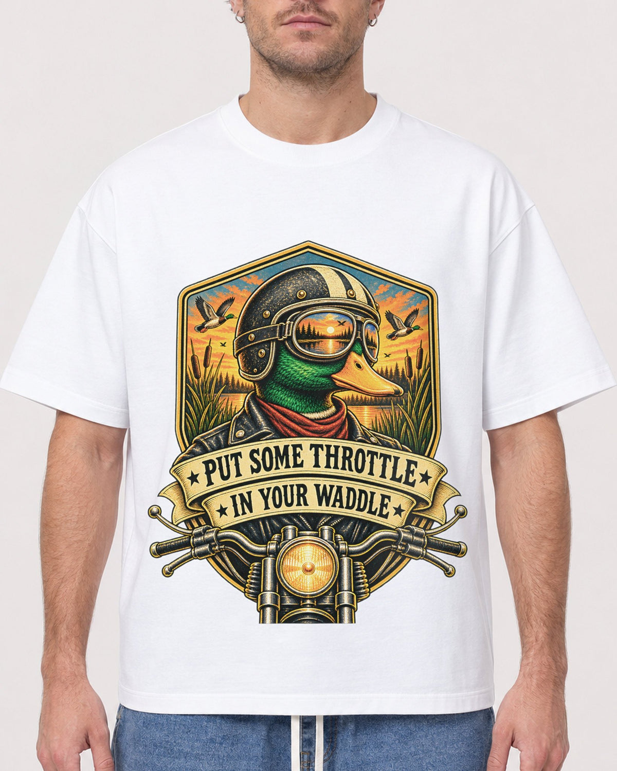 Mockup Boxy Heavyweight Tee White male close-up 08