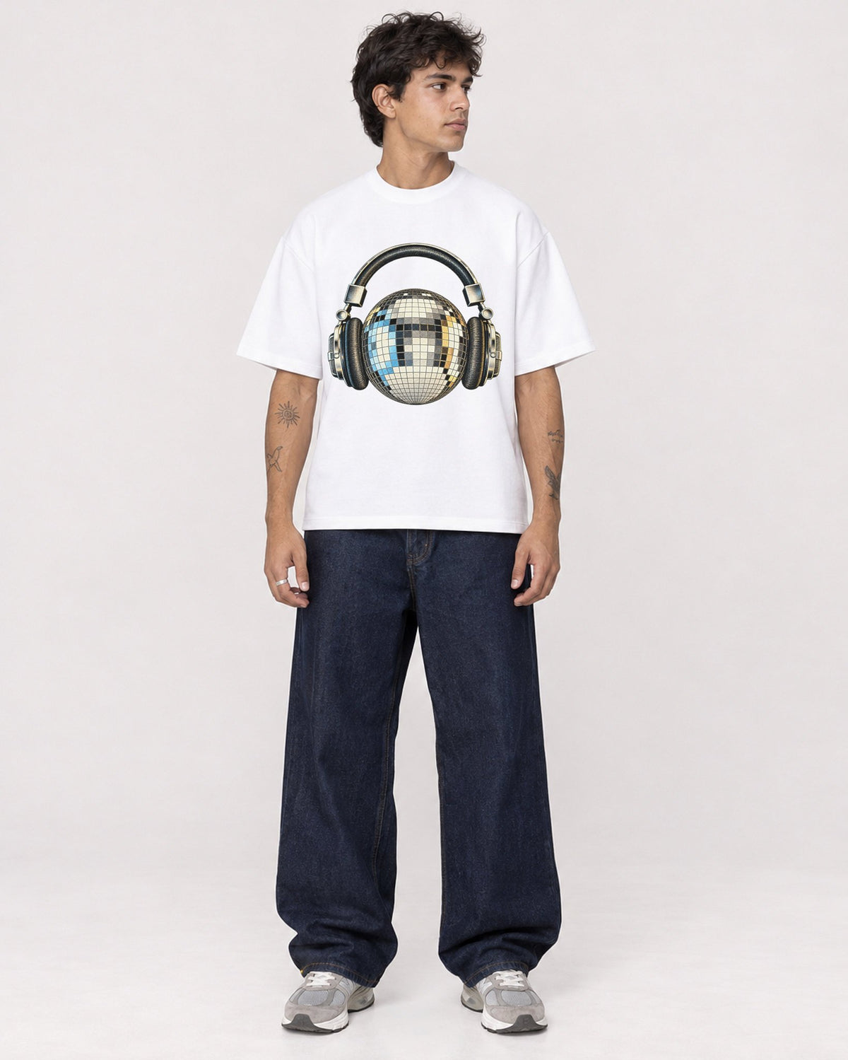 Mockup Boxy Heavyweight Tee White male full-body 06
