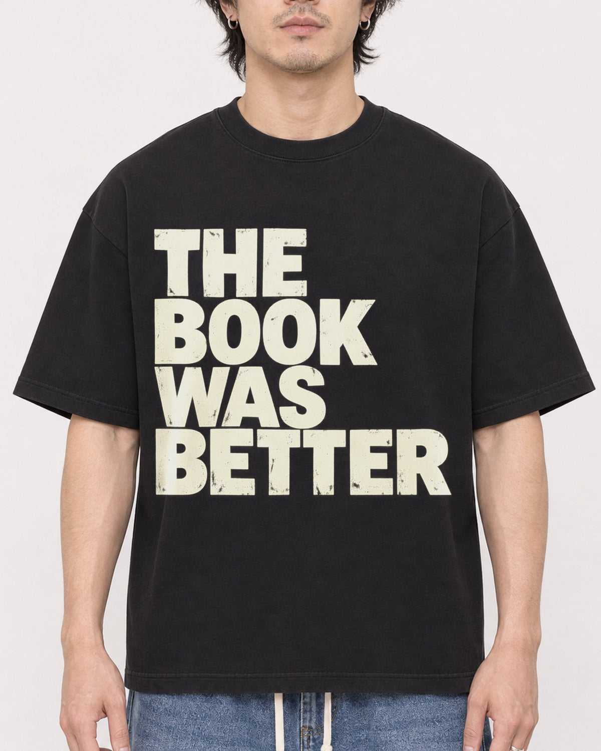 Mockup Boxy Heavyweight Tee Black male close-up 03