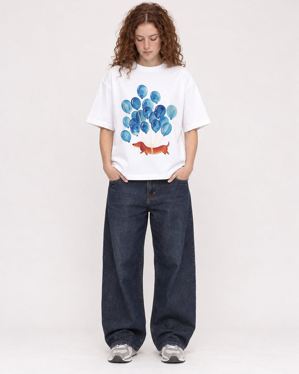 Mockup Boxy Heavyweight Tee White female full-body 09