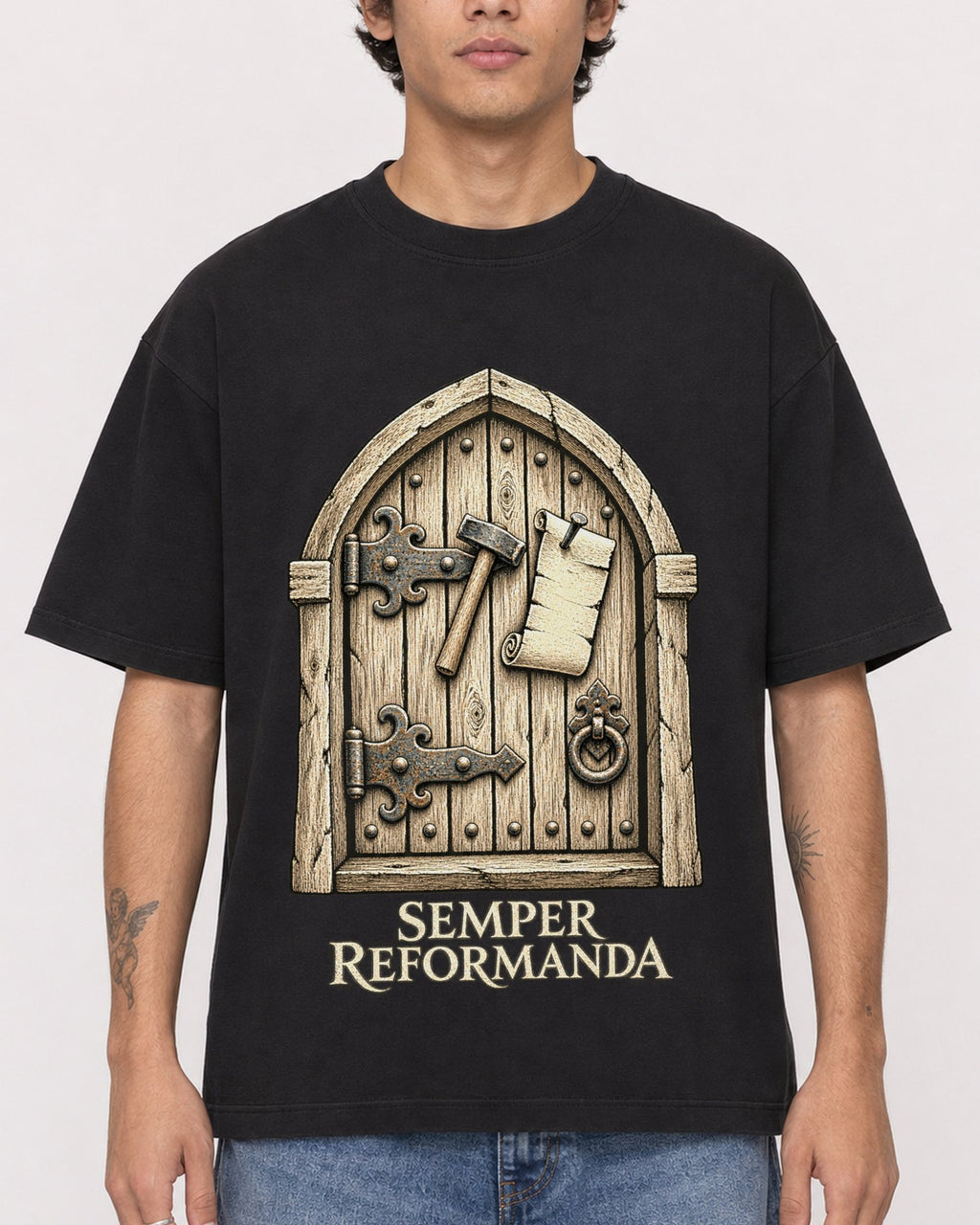 Mockup Boxy Heavyweight Tee Black male close-up 06