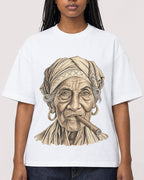 Mockup Boxy Heavyweight Tee White female close-up 04