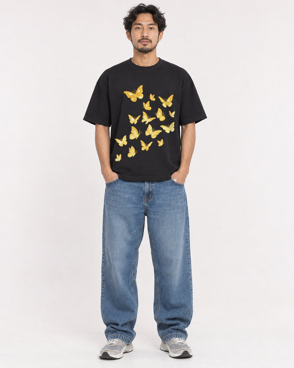 Mockup Boxy Heavyweight Tee Black male full-body 02
