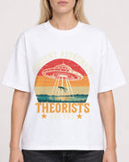 Mockup Boxy Heavyweight Tee White female close-up 08