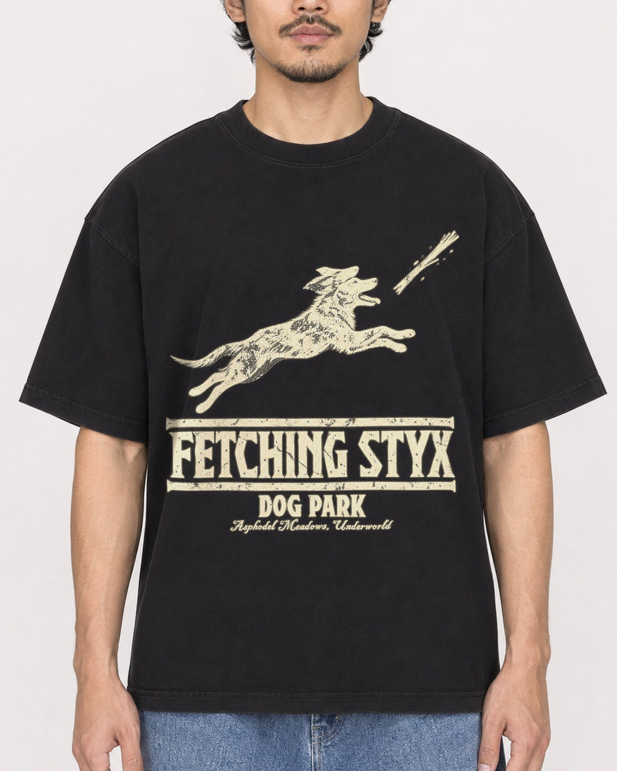 Mockup Boxy Heavyweight Tee Black male close-up 02