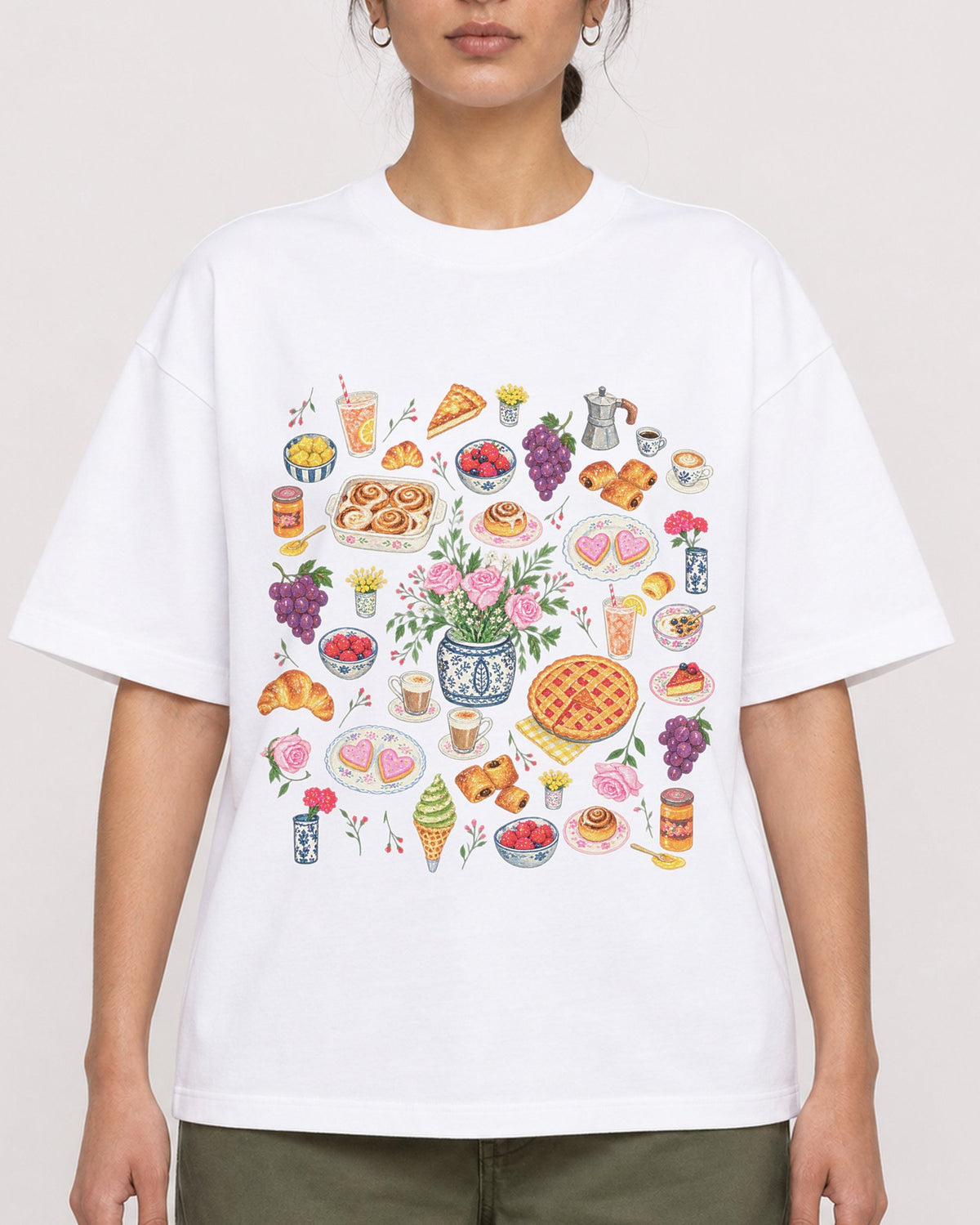 Mockup Boxy Heavyweight Tee White female close-up 17