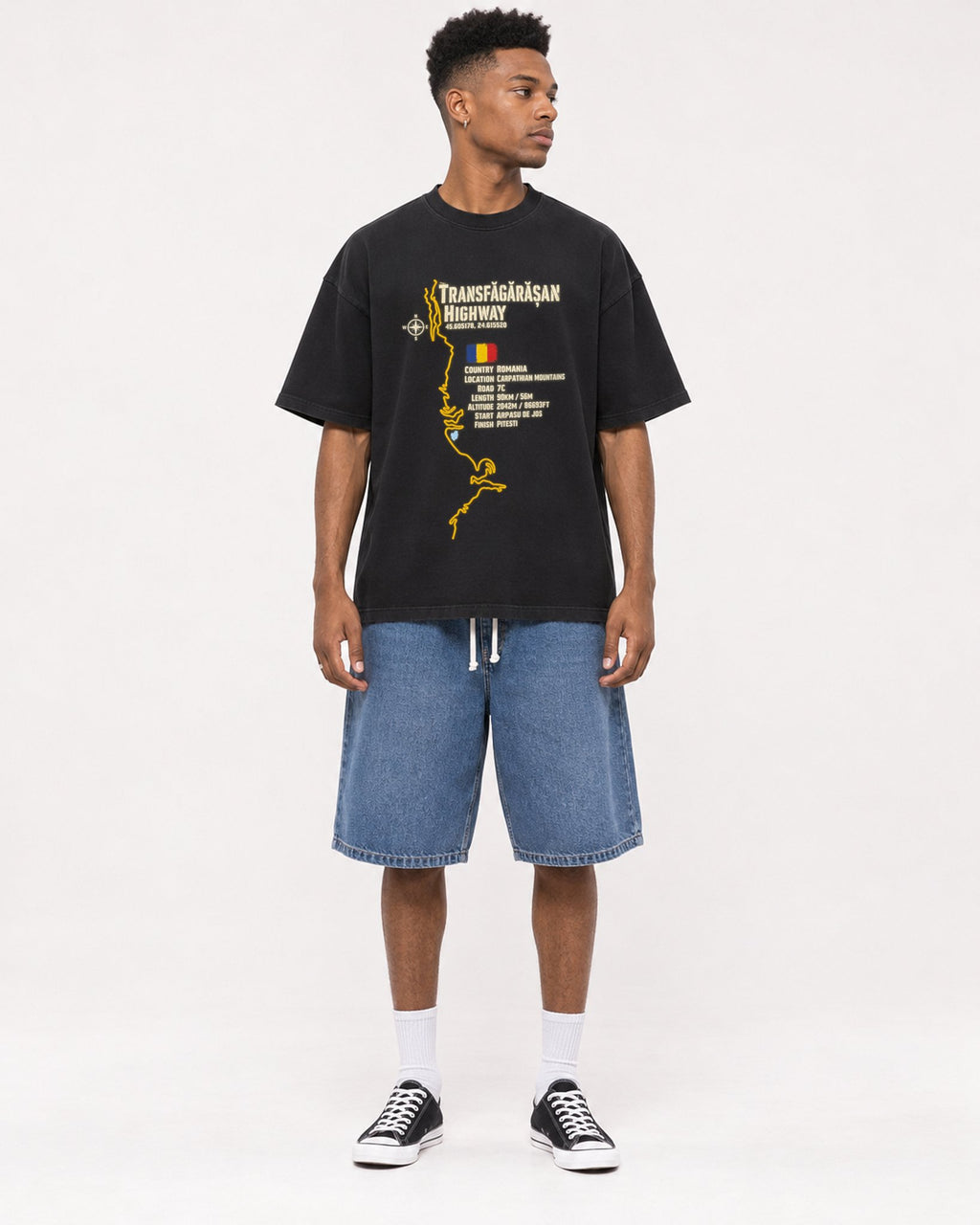 Mockup Boxy Heavyweight Tee Black male full-body 15
