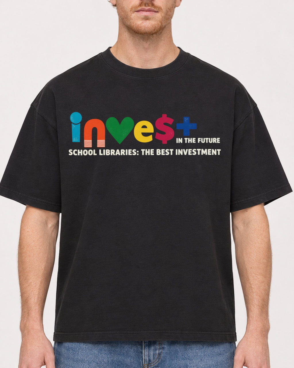 Mockup Boxy Heavyweight Tee Black male close-up 38