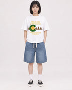 Mockup Boxy Heavyweight Tee White female full-body 11