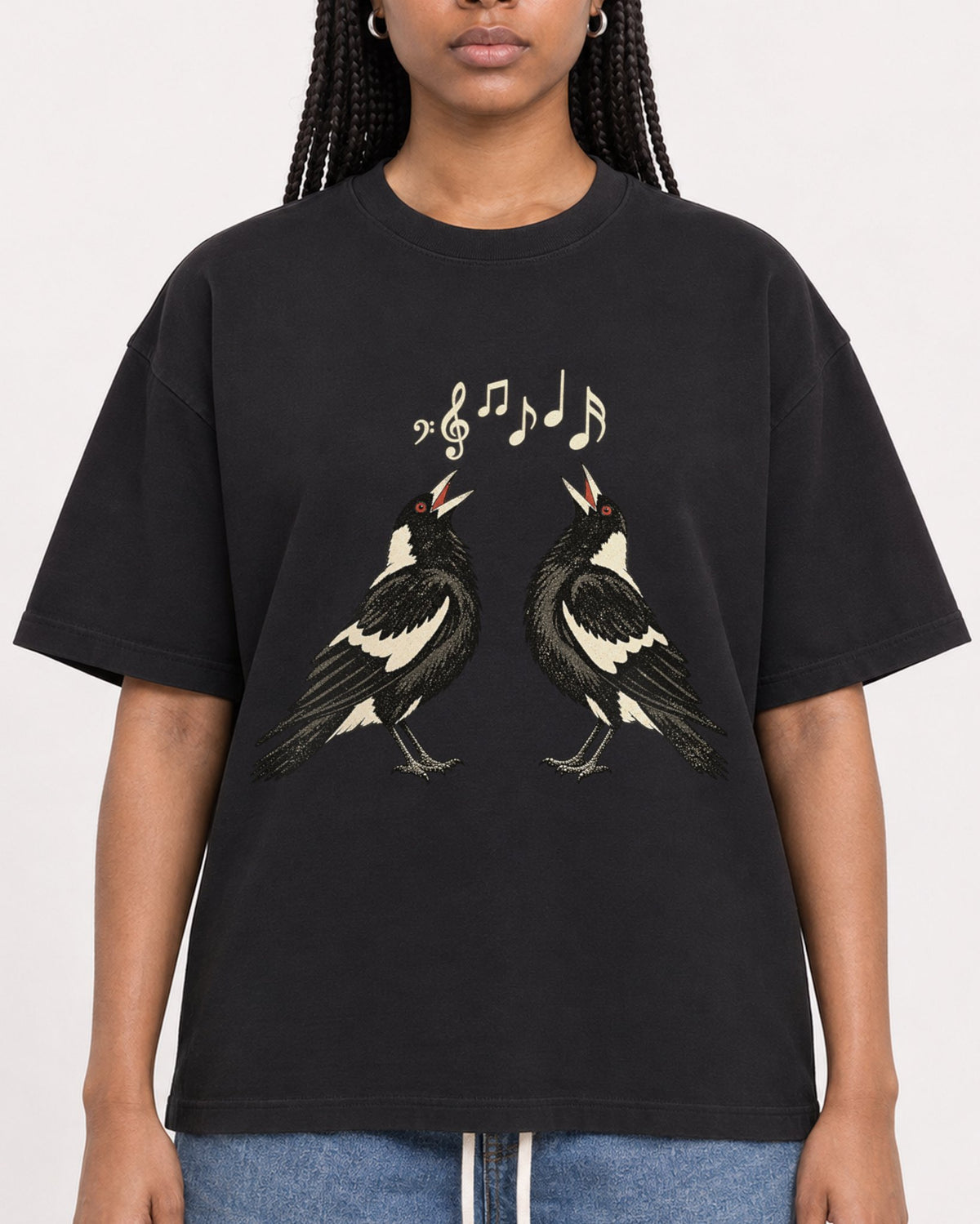 Mockup Boxy Heavyweight Tee Black female close-up 45
