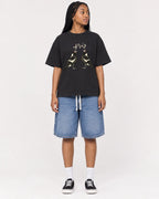 Mockup Boxy Heavyweight Tee Black female full-body 45