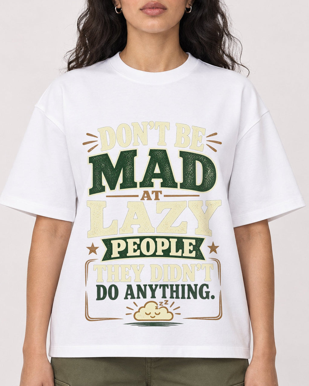 Mockup Boxy Heavyweight Tee White female close-up 07