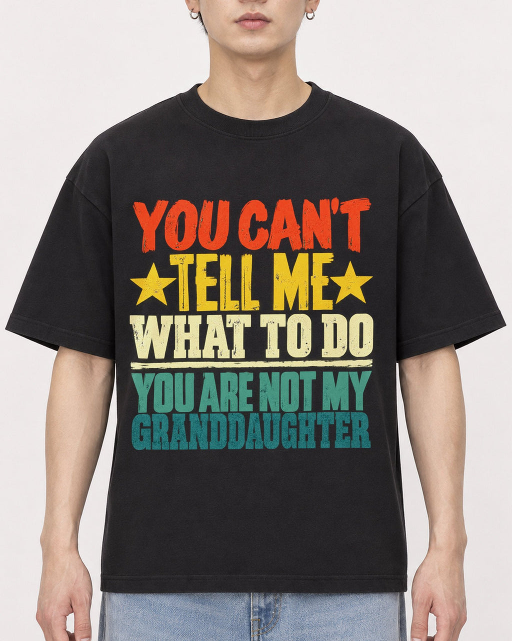 Mockup Boxy Heavyweight Tee Black male close-up 01