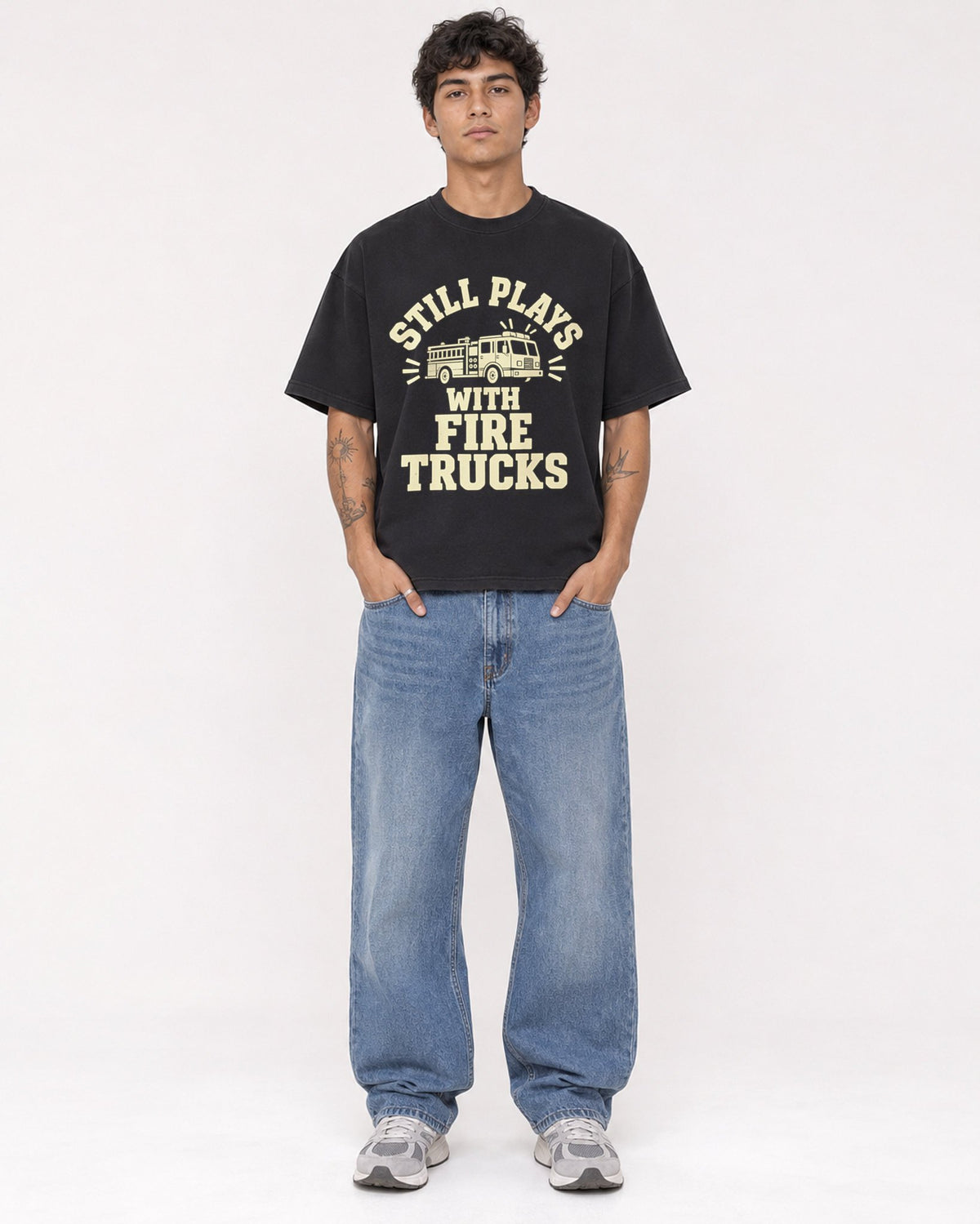 Mockup Boxy Heavyweight Tee Black male full-body 06
