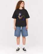 Mockup Boxy Heavyweight Tee Black female full-body 09