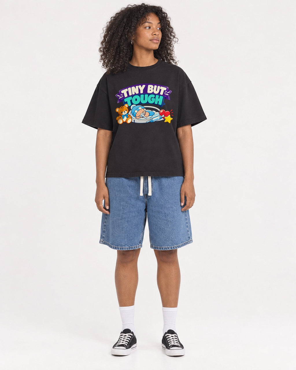 Mockup Boxy Heavyweight Tee Black female full-body 05