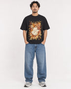 Mockup Boxy Heavyweight Tee Black male full-body 02