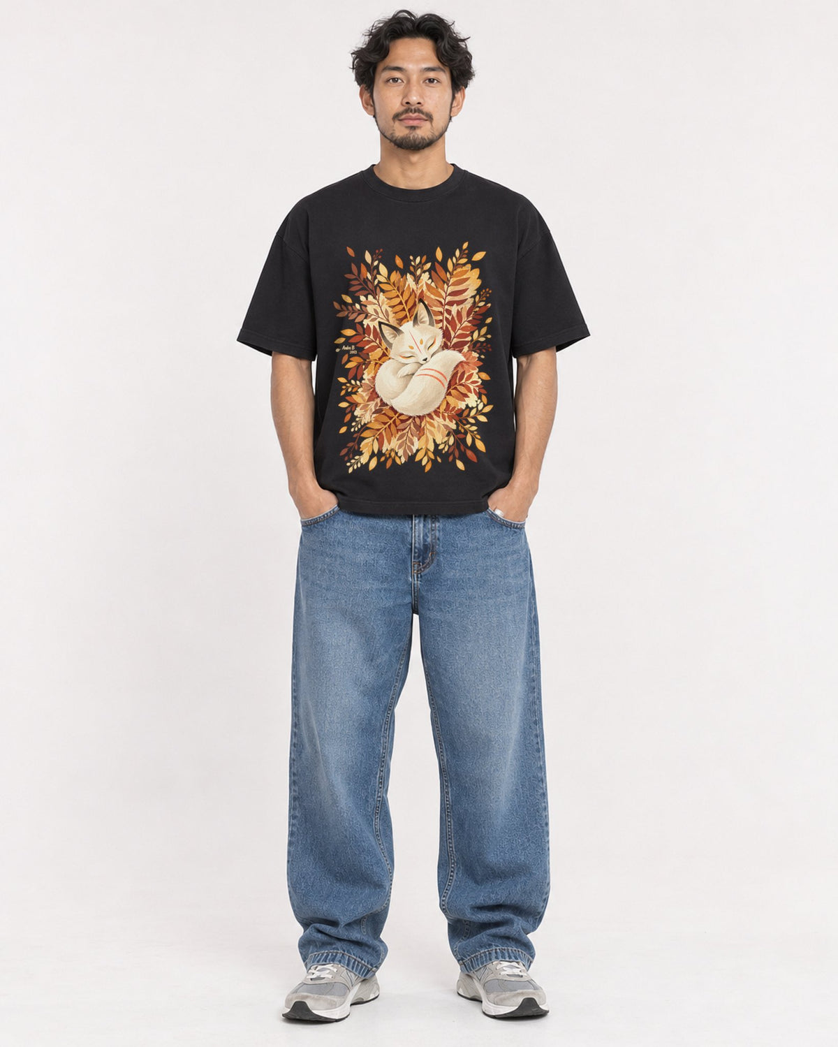 Mockup Boxy Heavyweight Tee Black male full-body 02