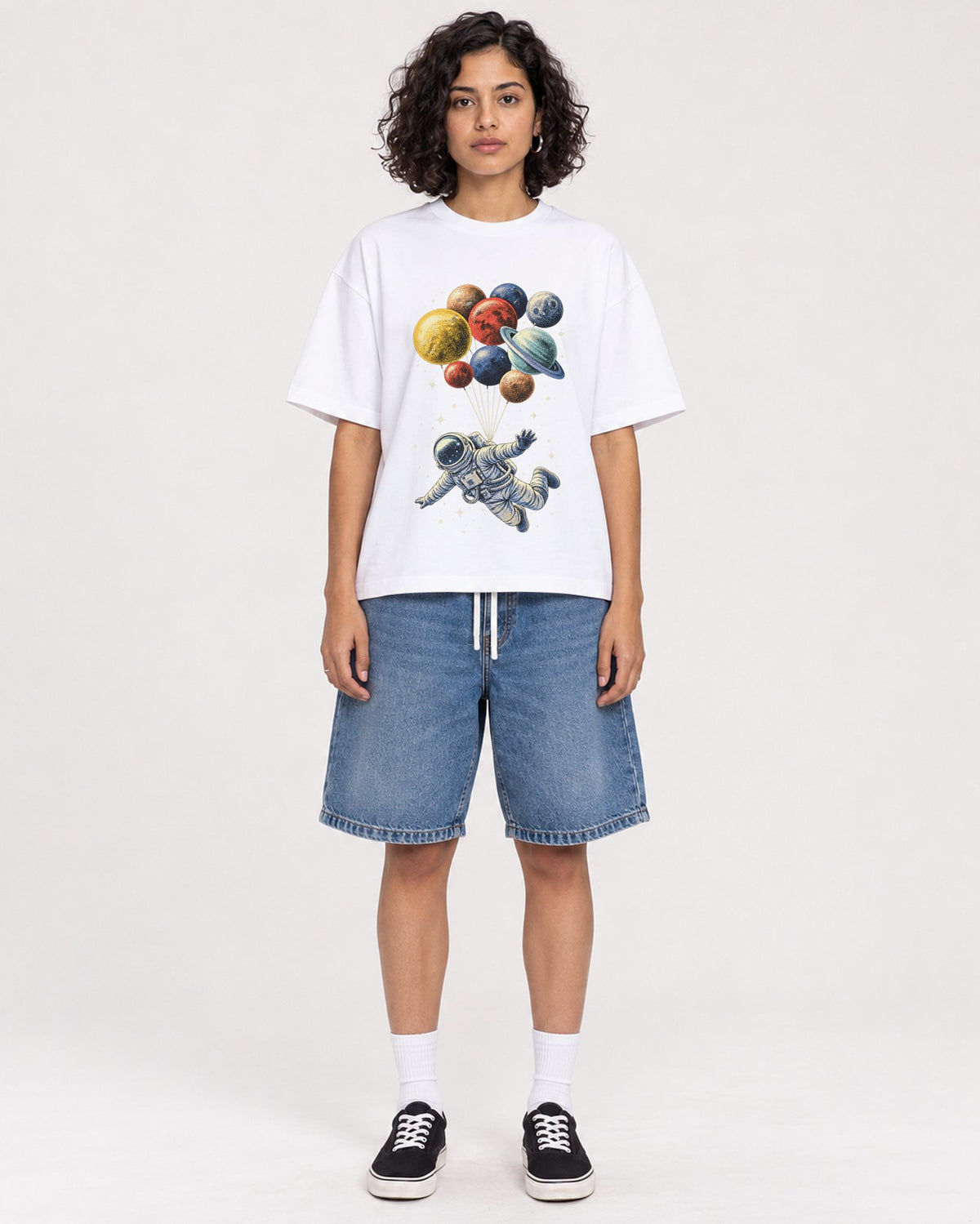 Mockup Boxy Heavyweight Tee White female full-body 26