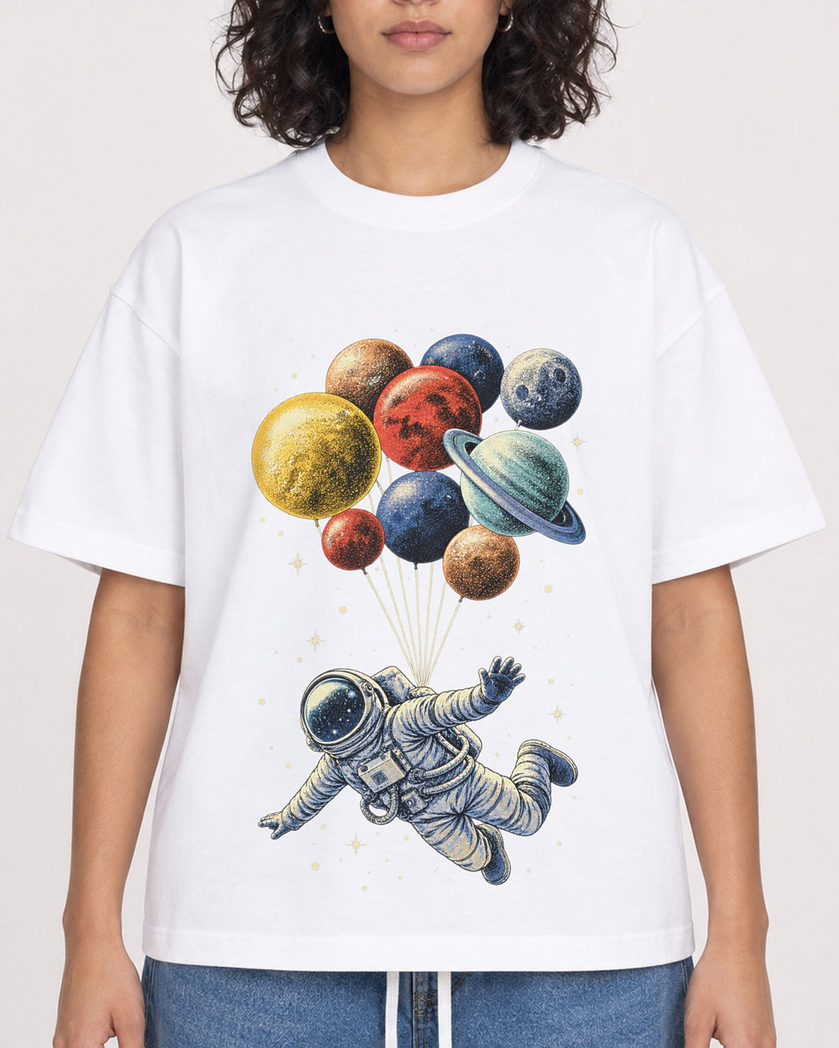 Mockup Boxy Heavyweight Tee White female close-up 26