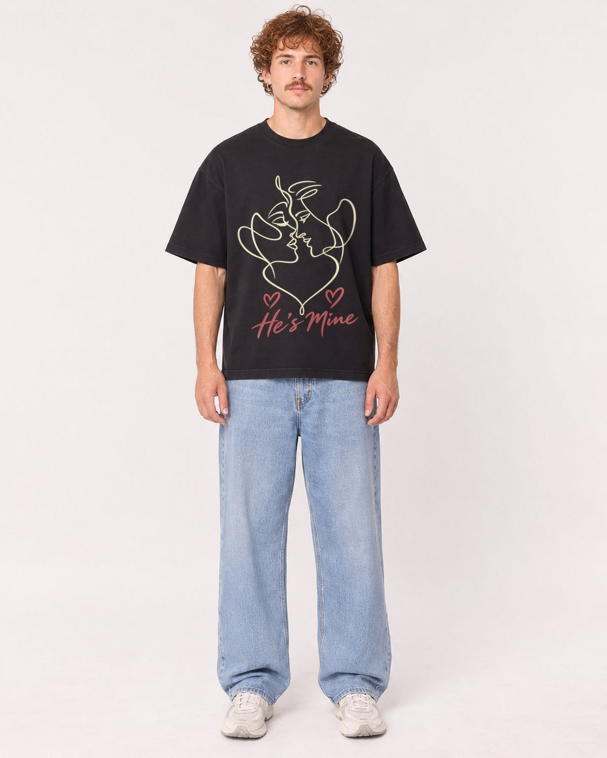 Mockup Boxy Heavyweight Tee Black male full-body 09