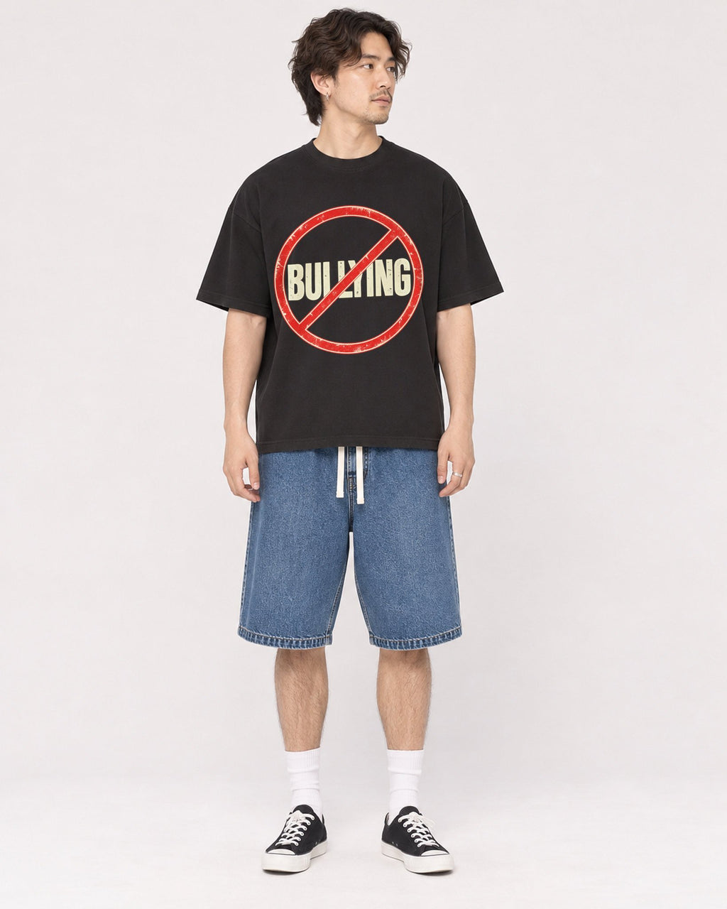 Mockup Boxy Heavyweight Tee Black male full-body 03