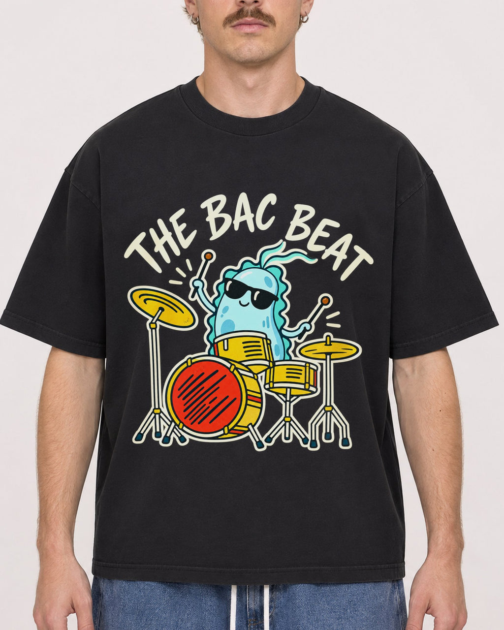 Mockup Boxy Heavyweight Tee Black male close-up 19
