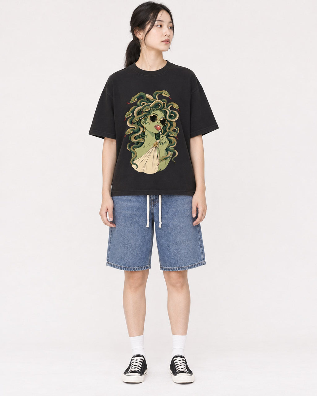 Mockup Boxy Heavyweight Tee Black female full-body 21