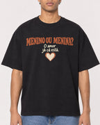 Mockup Boxy Heavyweight Tee Black male close-up 10