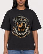 Mockup Boxy Heavyweight Tee Black female close-up 04